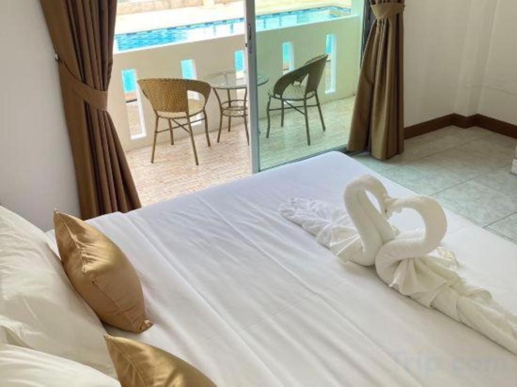 Baan Chaylay Hotel